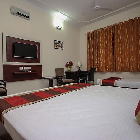 Super Hotel O Jaipur Stays Экстерьер фото