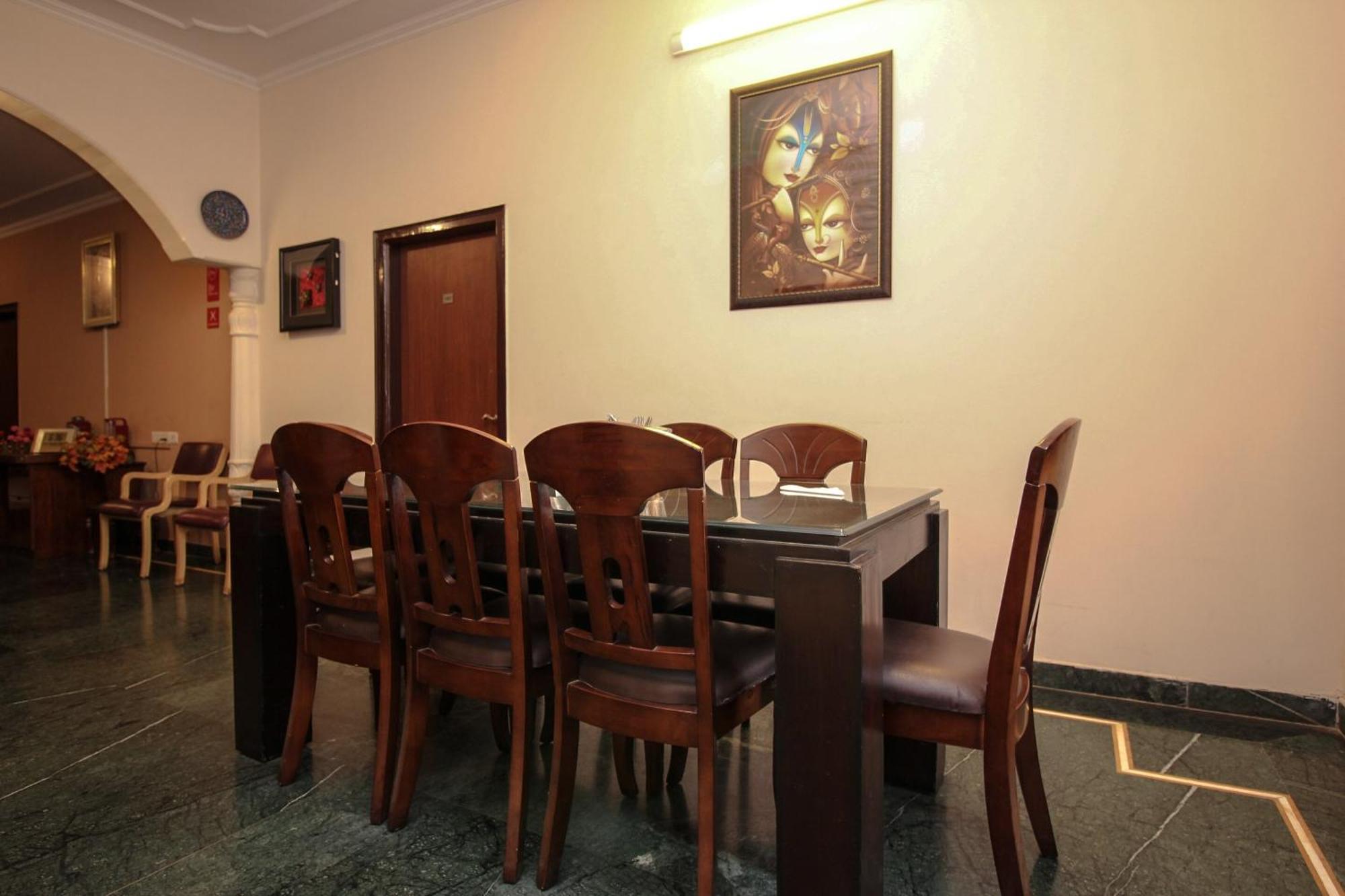 Super Hotel O Jaipur Stays Экстерьер фото
